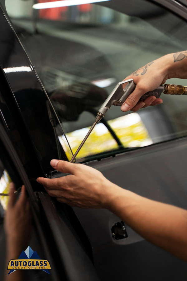 Automobile Glass Shop in Austin, TX